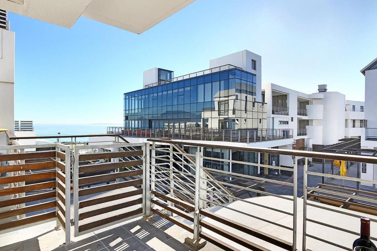 Eden On The Bay 118 By Hostagents Apartment Bloubergstrand Exterior foto