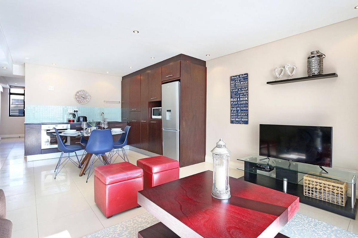 Eden On The Bay 118 By Hostagents Apartment Bloubergstrand Exterior foto
