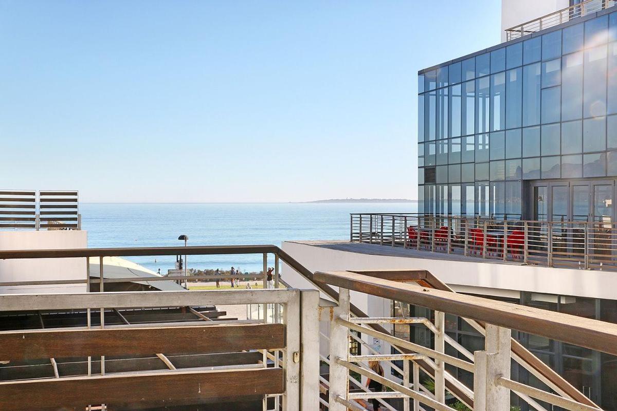 Eden On The Bay 118 By Hostagents Apartment Bloubergstrand Exterior foto