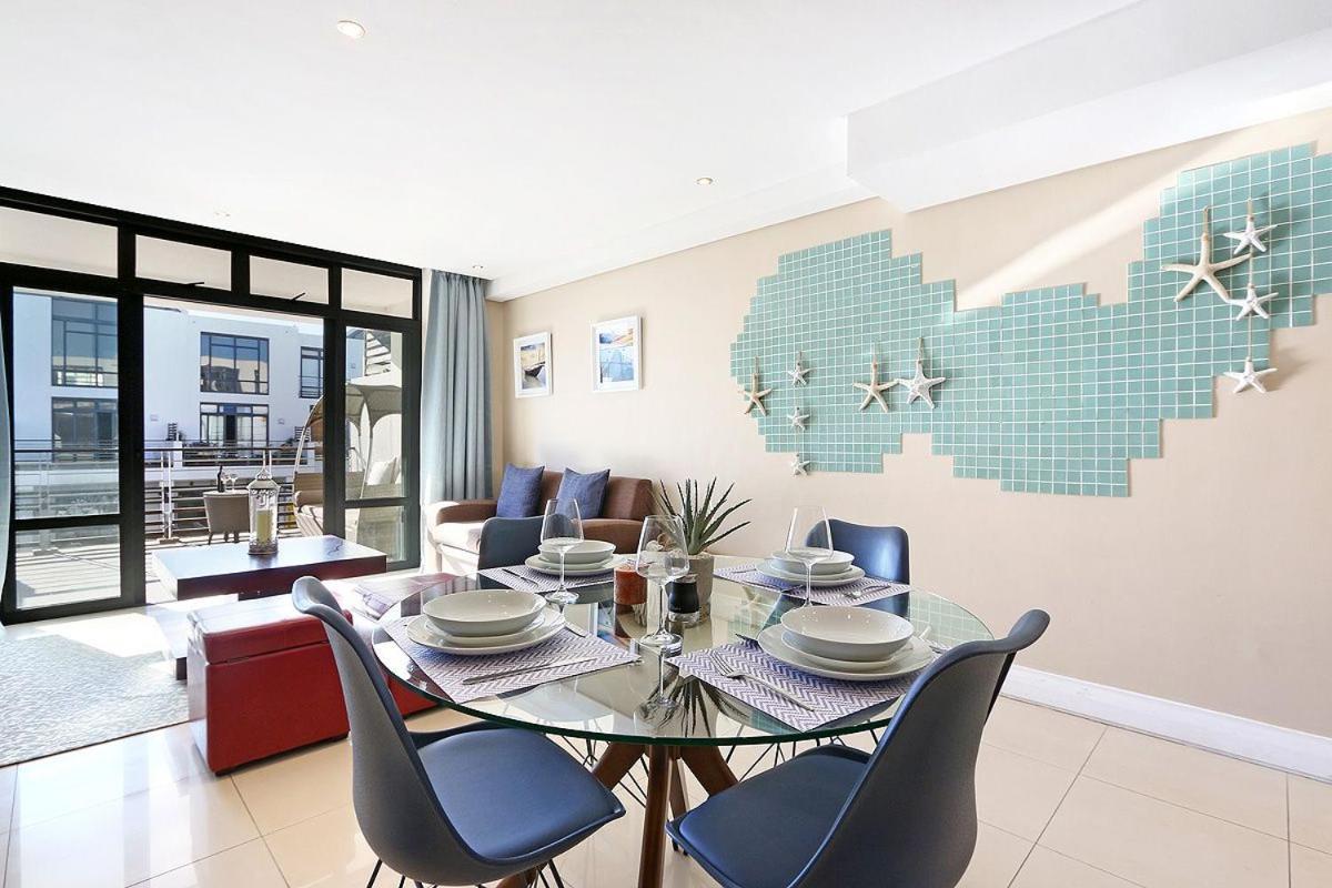 Eden On The Bay 118 By Hostagents Apartment Bloubergstrand Exterior foto