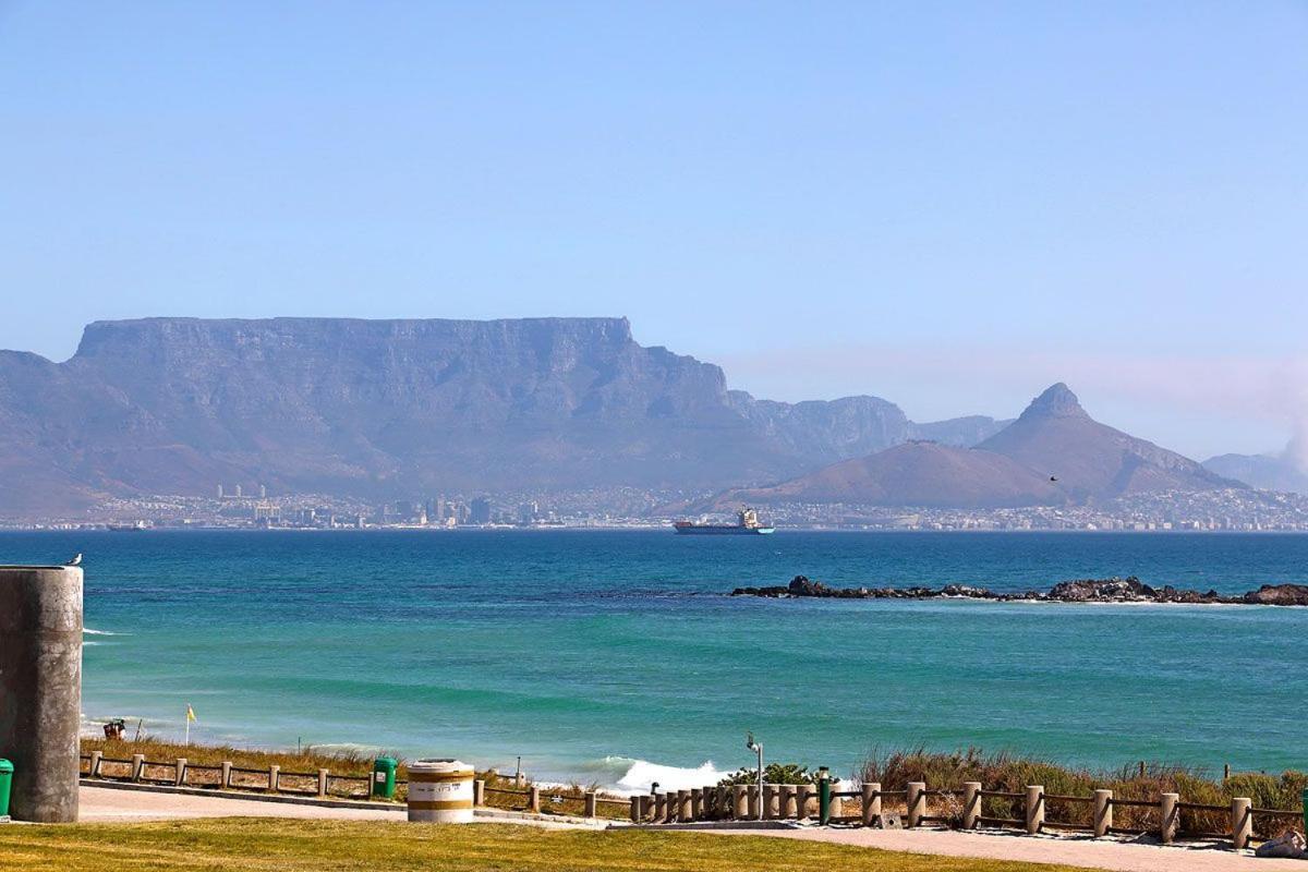 Eden On The Bay 118 By Hostagents Apartment Bloubergstrand Exterior foto