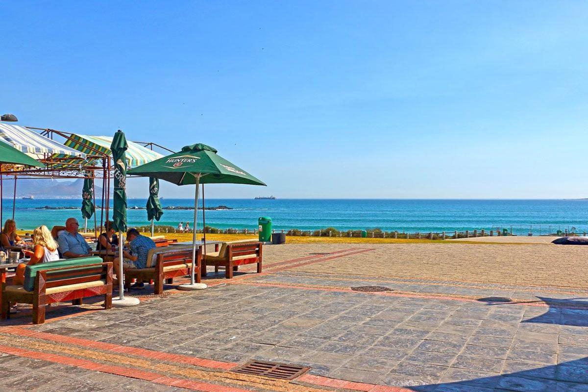 Eden On The Bay 118 By Hostagents Apartment Bloubergstrand Exterior foto