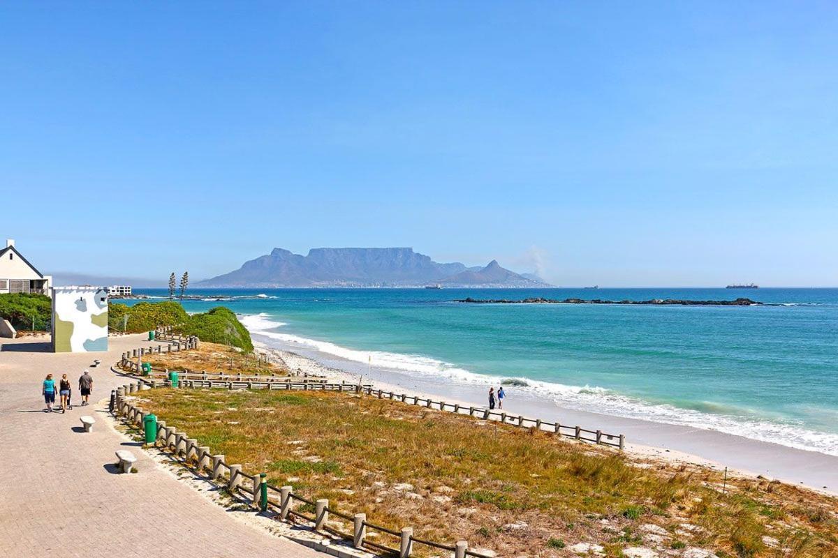 Eden On The Bay 118 By Hostagents Apartment Bloubergstrand Exterior foto